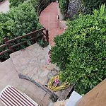 Mamia Pool