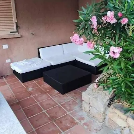 Mamia Pool קוסטה פרדיסו