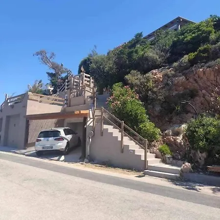 Mamia Pool Вилла Коста-Парадисо