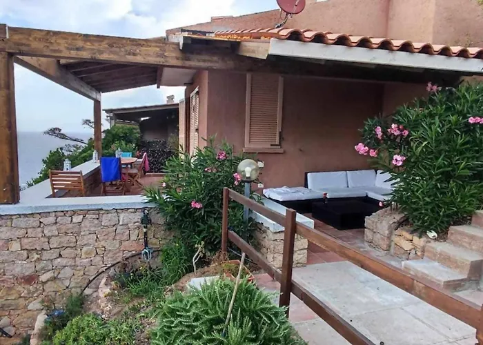 Mamia Pool Costa Paradiso